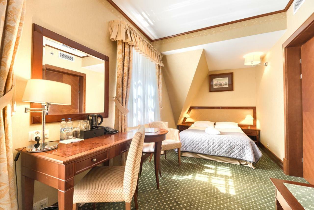 Park Hotel شتشيتسين المظهر الخارجي الصورة