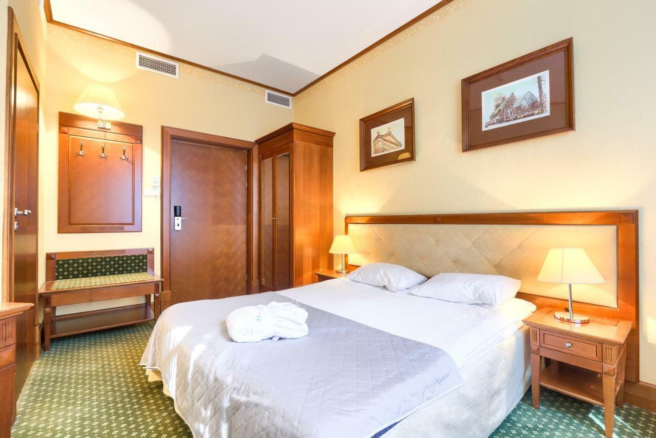 Park Hotel شتشيتسين المظهر الخارجي الصورة
