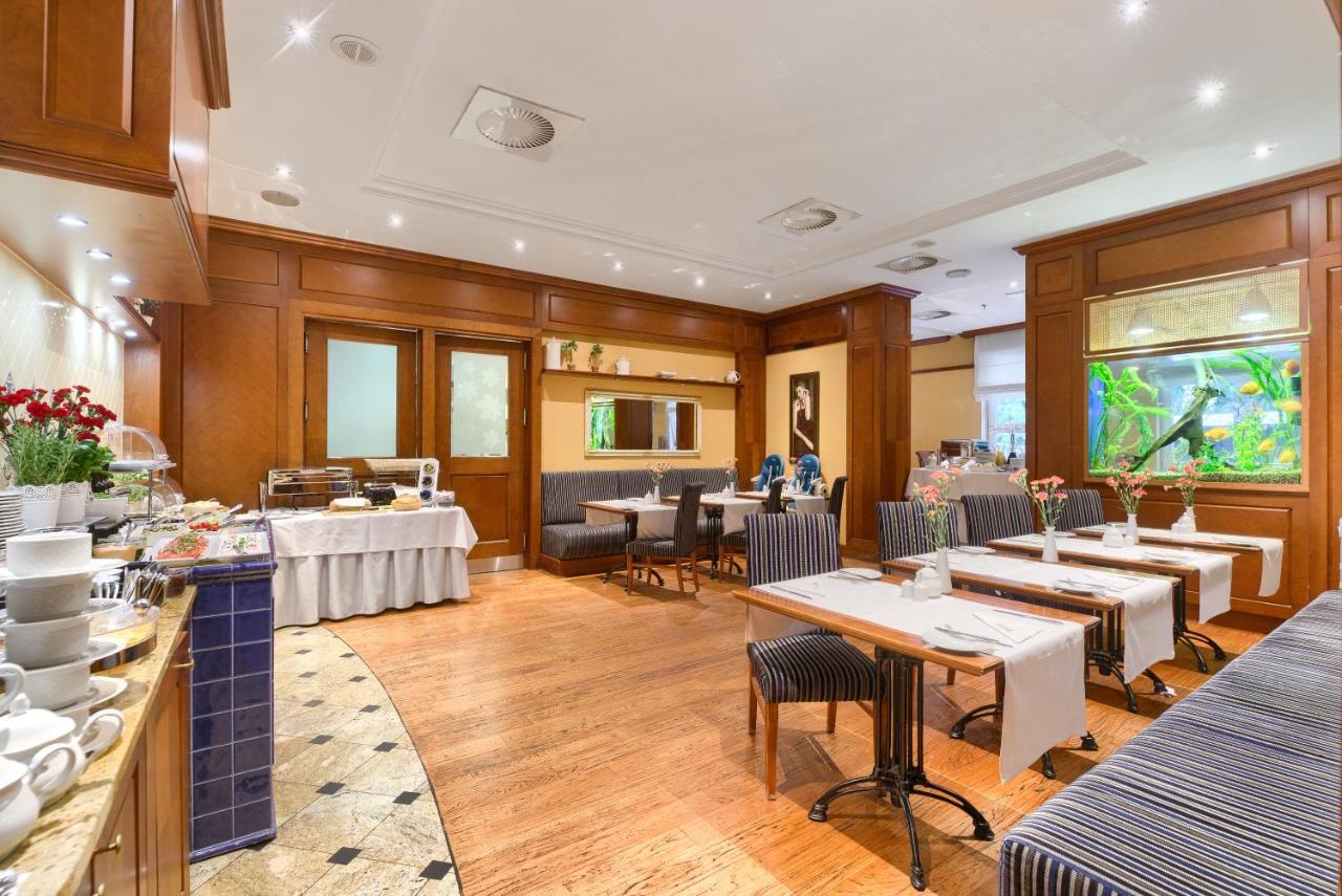 Park Hotel شتشيتسين المظهر الخارجي الصورة